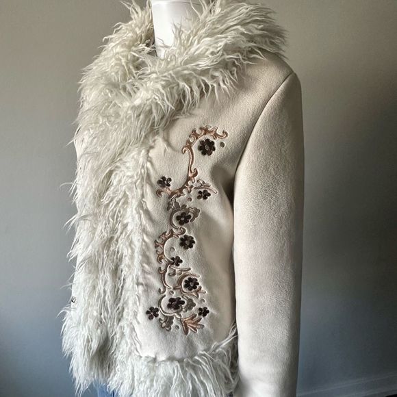 Penny Lane Embroidered Jacket - Picture 3 of 11